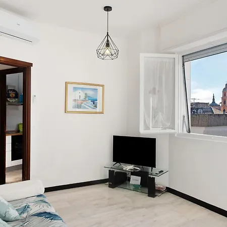 Апартаменты Linda's Pet Friendly House